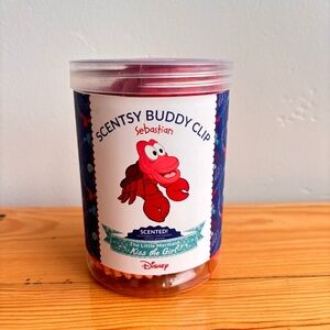 Scentsy Buddy Clip - Sebastian Scented -looks new